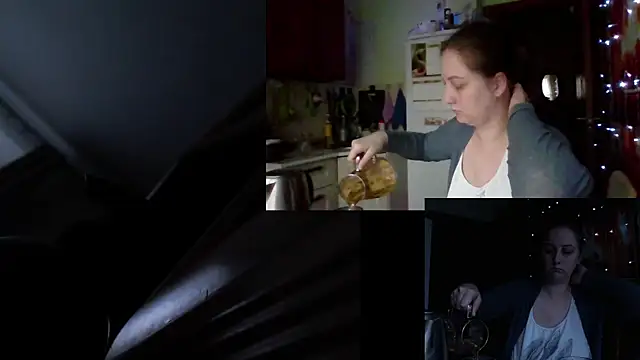 Snapshot of Sakura_Green chatting on 21, 10, 2025 Sakura Green online show from 21, 10, 2025