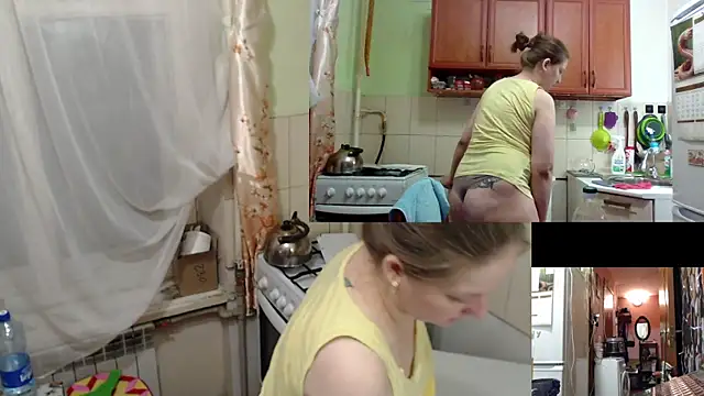 Snapshot of Sakura_Green chatting on 4, 11, 2025 Sakura Green online show from 4, 11, 2025