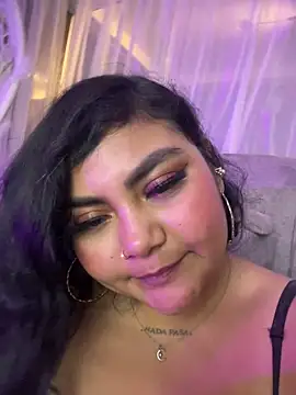 Juli Walker online show from 3, 3, 2026