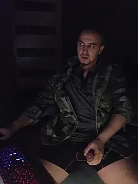 Foxyshaved online show from 4, 2, 2026