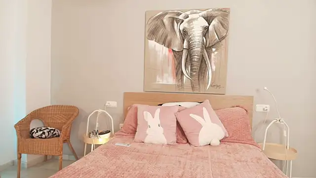 Raychell Black online show from 12, 1, 2025