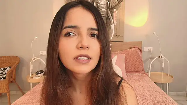 Raychell Black online show from 19, 1, 2025