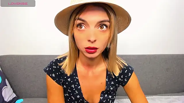  ellen meow  online show from 28, 9, 2025