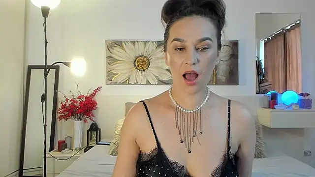 JoyCasidy online show from 1, 10, 2025