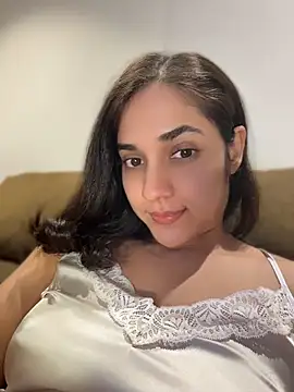 Snapshot of CuteeRose chatting on 17, 7, 2026 CuteeRose online show from 17, 7, 2026