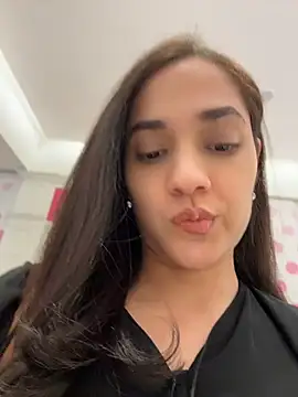 Snapshot of CuteeRose chatting on 18, 7, 2026 CuteeRose online show from 18, 7, 2026
