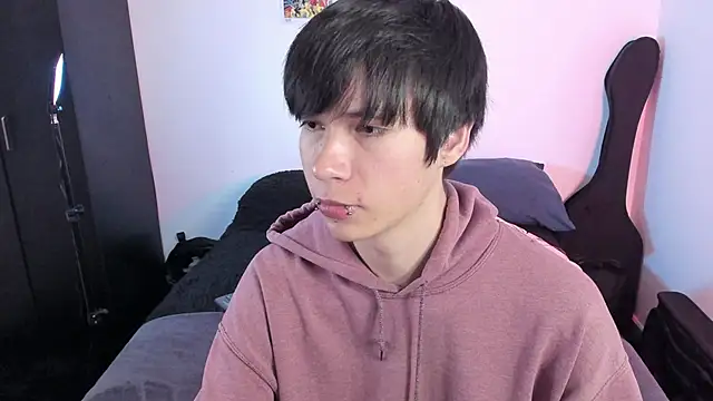 Aventure Twinks online show from 15, 11, 2025