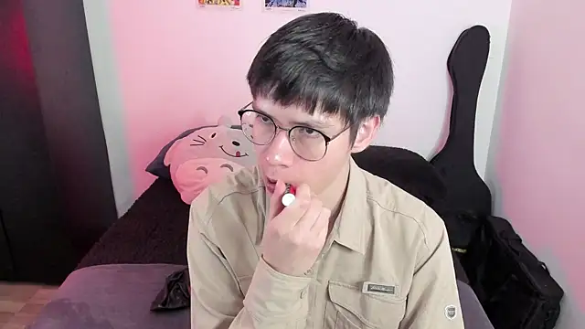 Aventure Twinks online show from 16, 1, 2026