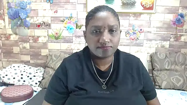 Snapshot of Indian_tracy chatting on 14, 9, 2025 Indian tracy online show from 14, 9, 2025