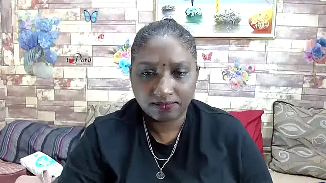 Snapshot of Indian_tracy chatting on 11, 10, 2025 Indian tracy online show from 11, 10, 2025