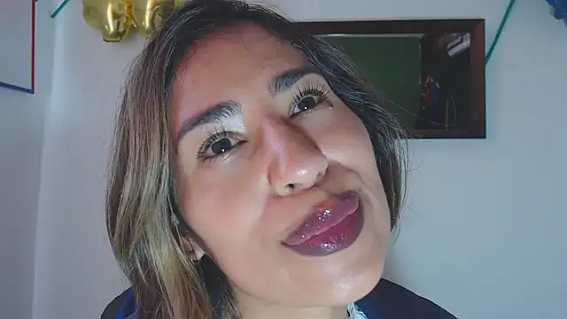 fantasty nylon online show from 3, 12, 2024