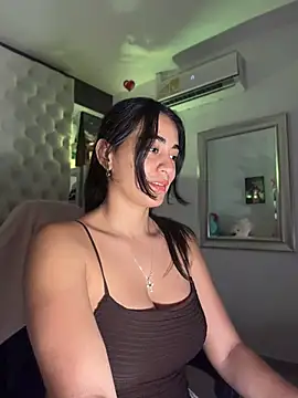 ZarahEvans online show from 27, 6, 2026