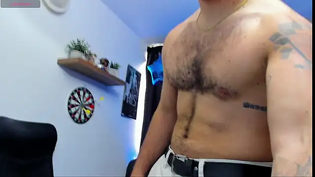 Snapshot of AndrewDiaz chatting on 30, 12, 2024 AndrewDiaz online show from 30, 12, 2024