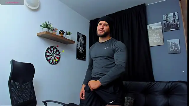 Snapshot of AndrewDiaz chatting on 18, 2, 2025 AndrewDiaz online show from 18, 2, 2025