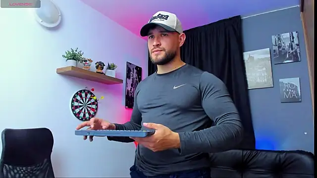 Snapshot of AndrewDiaz chatting on 28, 2, 2025 AndrewDiaz online show from 28, 2, 2025