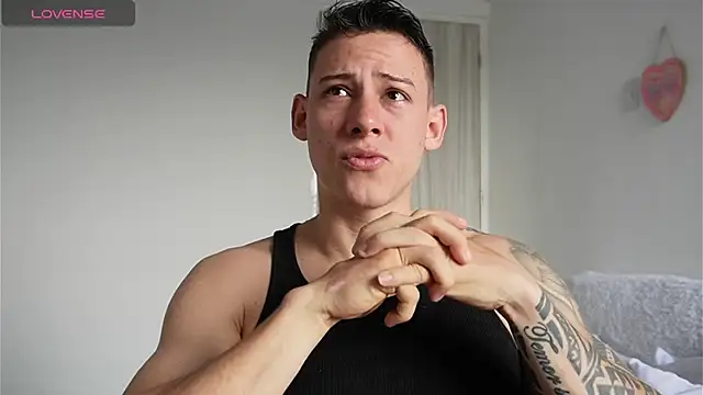 Muscle King Cum online show from 4, 4, 2026