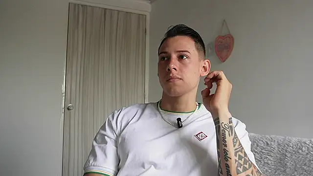 Muscle King Cum online show from 18, 5, 2026