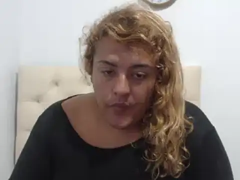 KIARAMARSHALLWELLZ online show from 16, 12, 2024