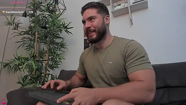 SebastianVilla  online show from 16, 11, 2025