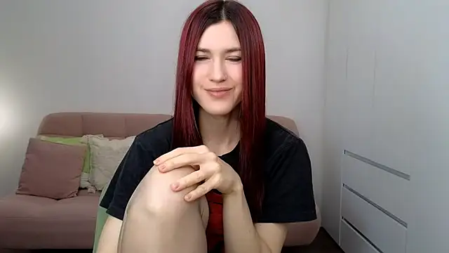 AliciaNewell online show from 15, 10, 2025