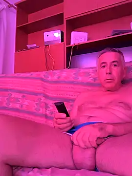 Snapshot of parejamlga58 chatting on 11, 10, 2025 parejamlga58 online show from 11, 10, 2025