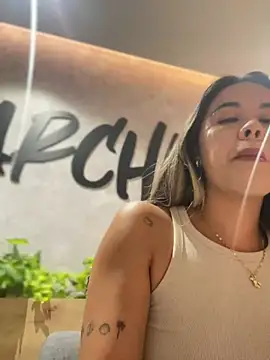 Emilia Bakerr online show from 21, 1, 2025