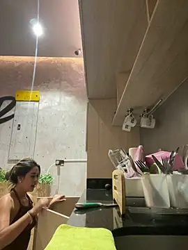 Emilia Bakerr online show from 29, 1, 2025