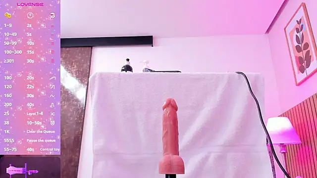 Snapshot of sweety_bombom chatting on 3, 10, 2025 sweety bombom online show from 3, 10, 2025