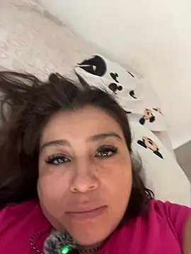 Snapshot of MrsFoucher chatting on 27, 10, 2025 MrsFoucher online show from 27, 10, 2025