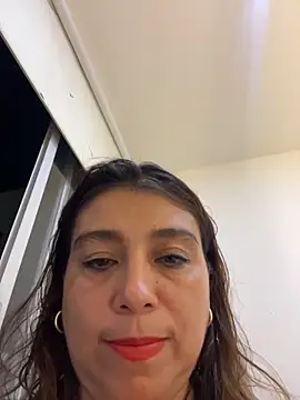 Snapshot of MrsFoucher chatting on 27, 11, 2025 MrsFoucher online show from 27, 11, 2025