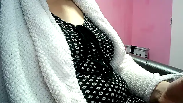 Lucinka1 online show from 8, 12, 2024