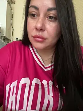 Snapshot of DaisyStreet chatting on 28, 10, 2025 DaisyStreet online show from 28, 10, 2025