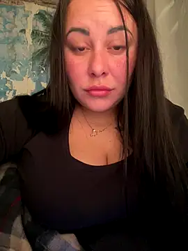 Snapshot of DaisyStreet chatting on 3, 11, 2025 DaisyStreet online show from 3, 11, 2025