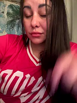 Snapshot of DaisyStreet chatting on 13, 11, 2025 DaisyStreet online show from 13, 11, 2025