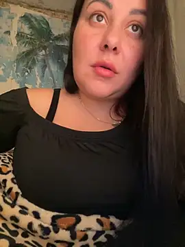 Snapshot of DaisyStreet chatting on 30, 11, 2025 DaisyStreet online show from 30, 11, 2025