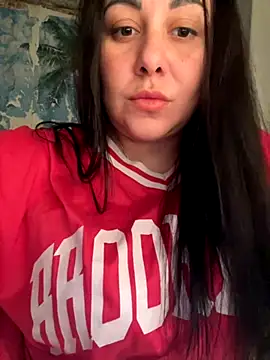 Snapshot of DaisyStreet chatting on 2, 12, 2025 DaisyStreet online show from 2, 12, 2025