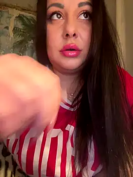 Snapshot of DaisyStreet chatting on 16, 12, 2025 DaisyStreet online show from 16, 12, 2025