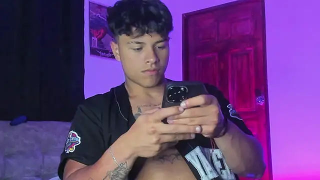 Dominic Biker   online show from 20, 3, 2026