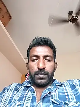 Snapshot of bigdick_david_ chatting on 18, 12, 2025 bigdick david online show from 18, 12, 2025