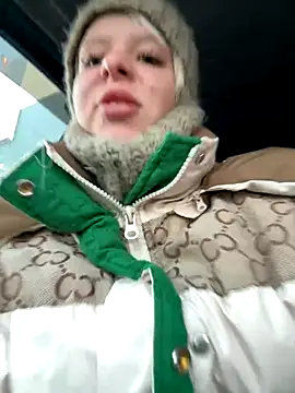 LikaCat online show from 31, 10, 2025