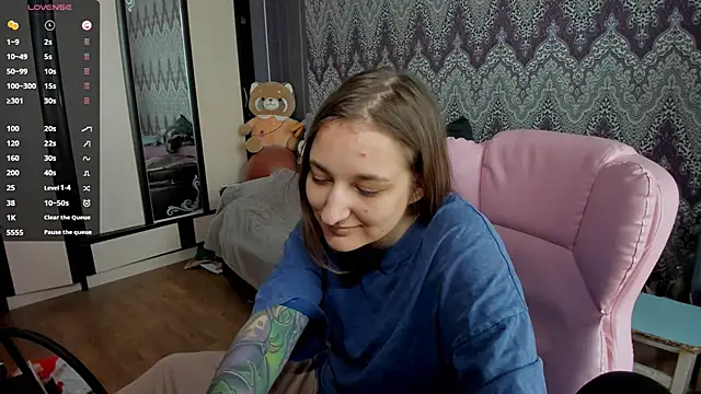 Snapshot of AlexRacc00n chatting on 21, 1, 2025 AlexRacc00n online show from 21, 1, 2025