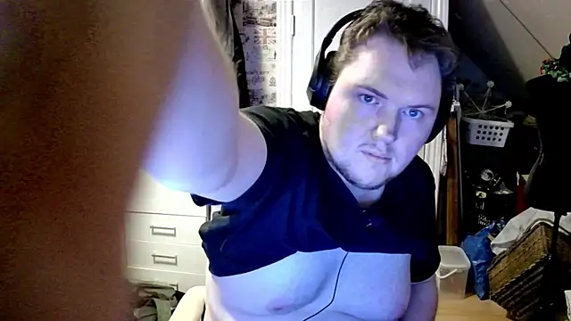 Snapshot of kresser1995DK21 chatting on 31, 12, 2024 kresser1995DK21 online show from 31, 12, 2024