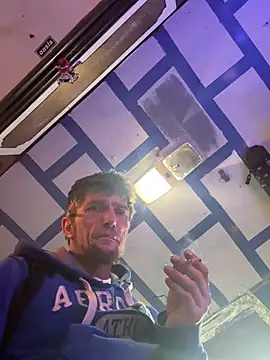 Snapshot of Followthepiper chatting on 13, 11, 2025 Followthepiper online show from 13, 11, 2025