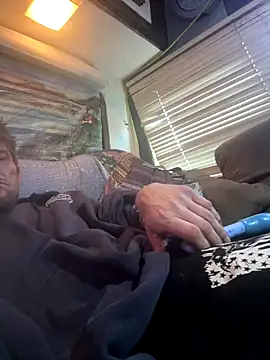 Snapshot of Followthepiper chatting on 19, 11, 2025 Followthepiper online show from 19, 11, 2025