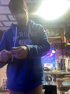 Snapshot of Followthepiper chatting on 23, 11, 2025 Followthepiper online show from 23, 11, 2025