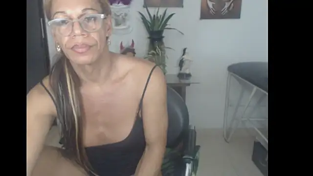 bardotbigcockts online show from 2, 2, 2025