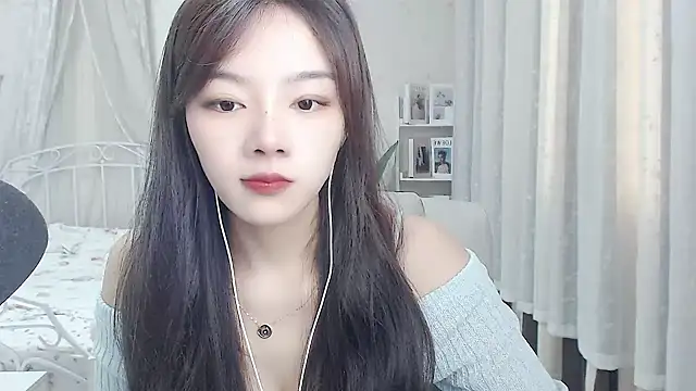 Snapshot of Jenny-Z chatting on 16, 6, 2026 Jenny-Z online show from 16, 6, 2026