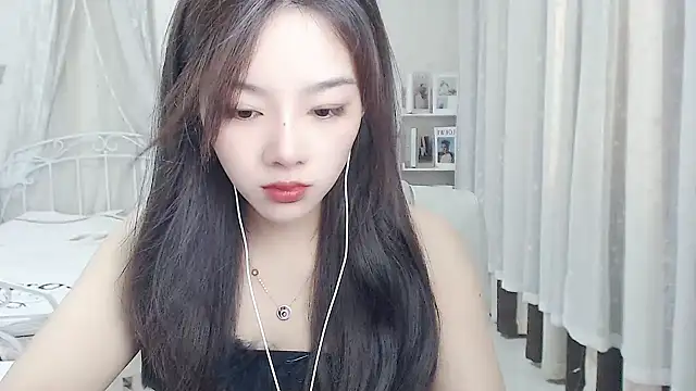 Snapshot of Jenny-Z chatting on 25, 6, 2026 Jenny-Z online show from 25, 6, 2026