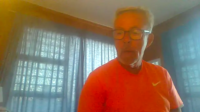 tuggy59 online show from 23, 9, 2025