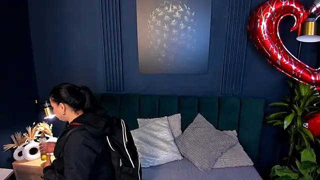 Snapshot of taylor_bennet chatting on 18, 2, 2025 taylor bennet online show from 18, 2, 2025